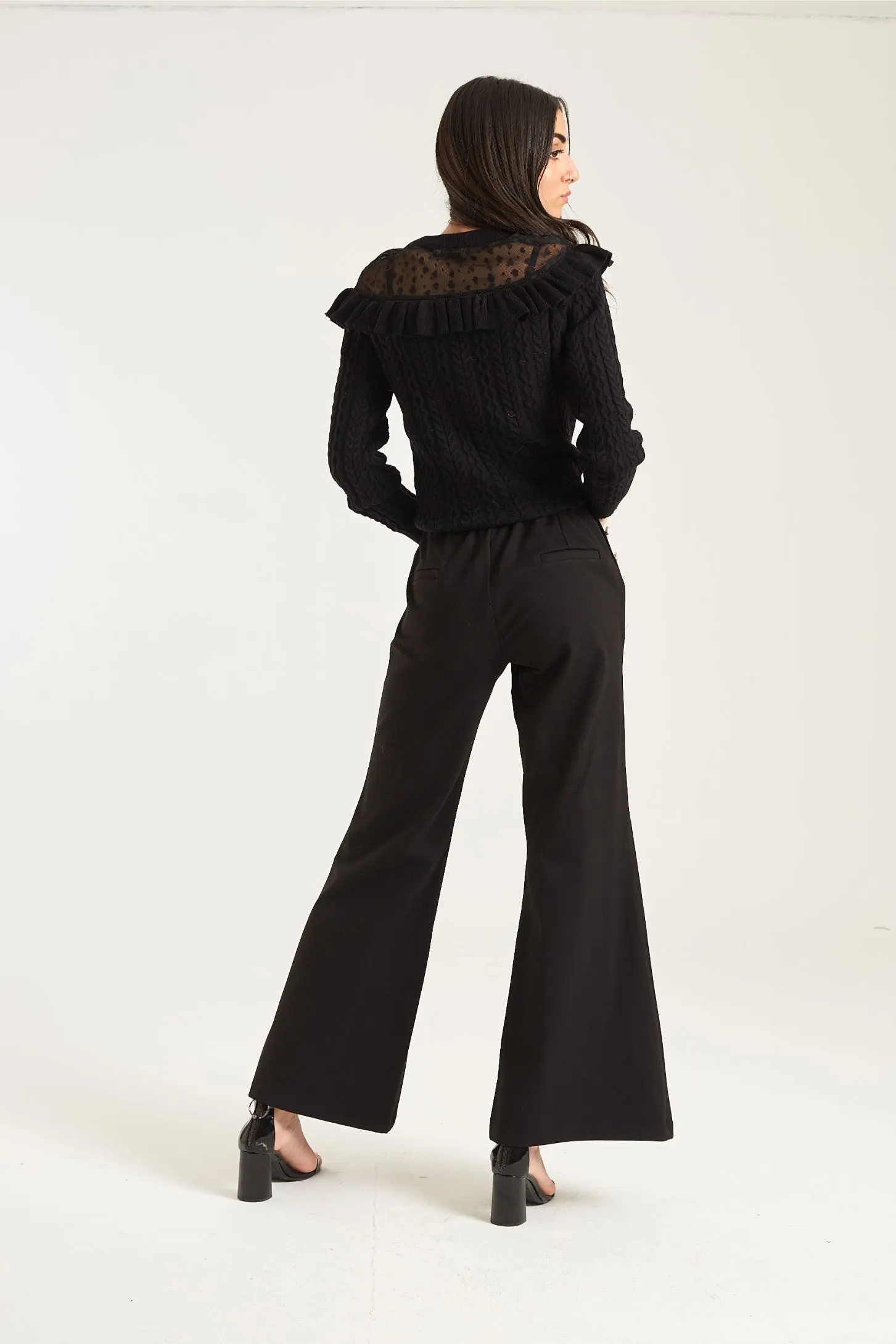 BLACK FLARED PANTS